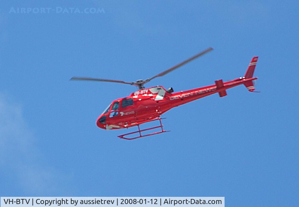 VH-BTV, 2001 Eurocopter AS-350B-2 Ecureuil Ecureuil C/N 9038, Channel Seven News Chopper taken at about 1km away with 1.5 converter on 400mm, handheld