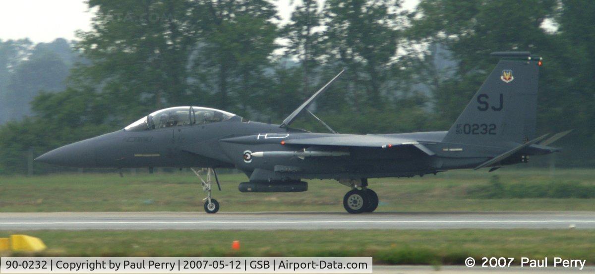 90-0232, 1990 McDonnell Douglas F-15E Strike Eagle C/N 1161/E134, Rolling out, putting the drag on