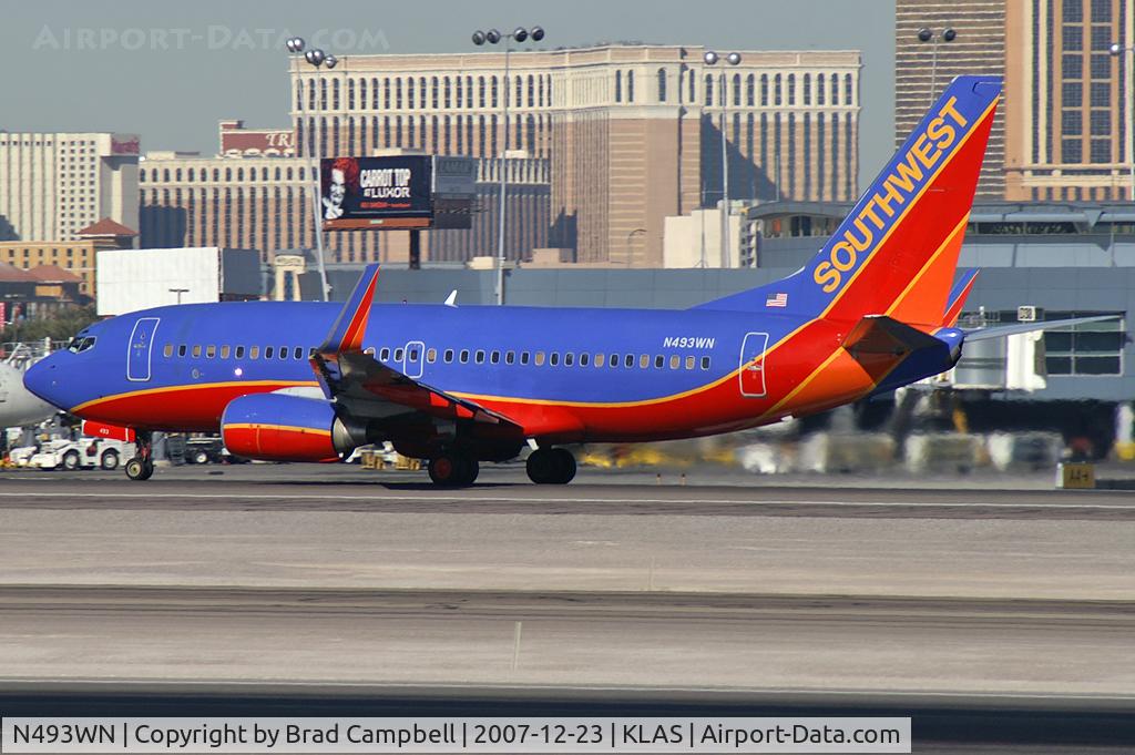 N493WN, 2004 Boeing 737-7H4 C/N 32477, Southwest Airlines / 2004 Boeing 737-7H4