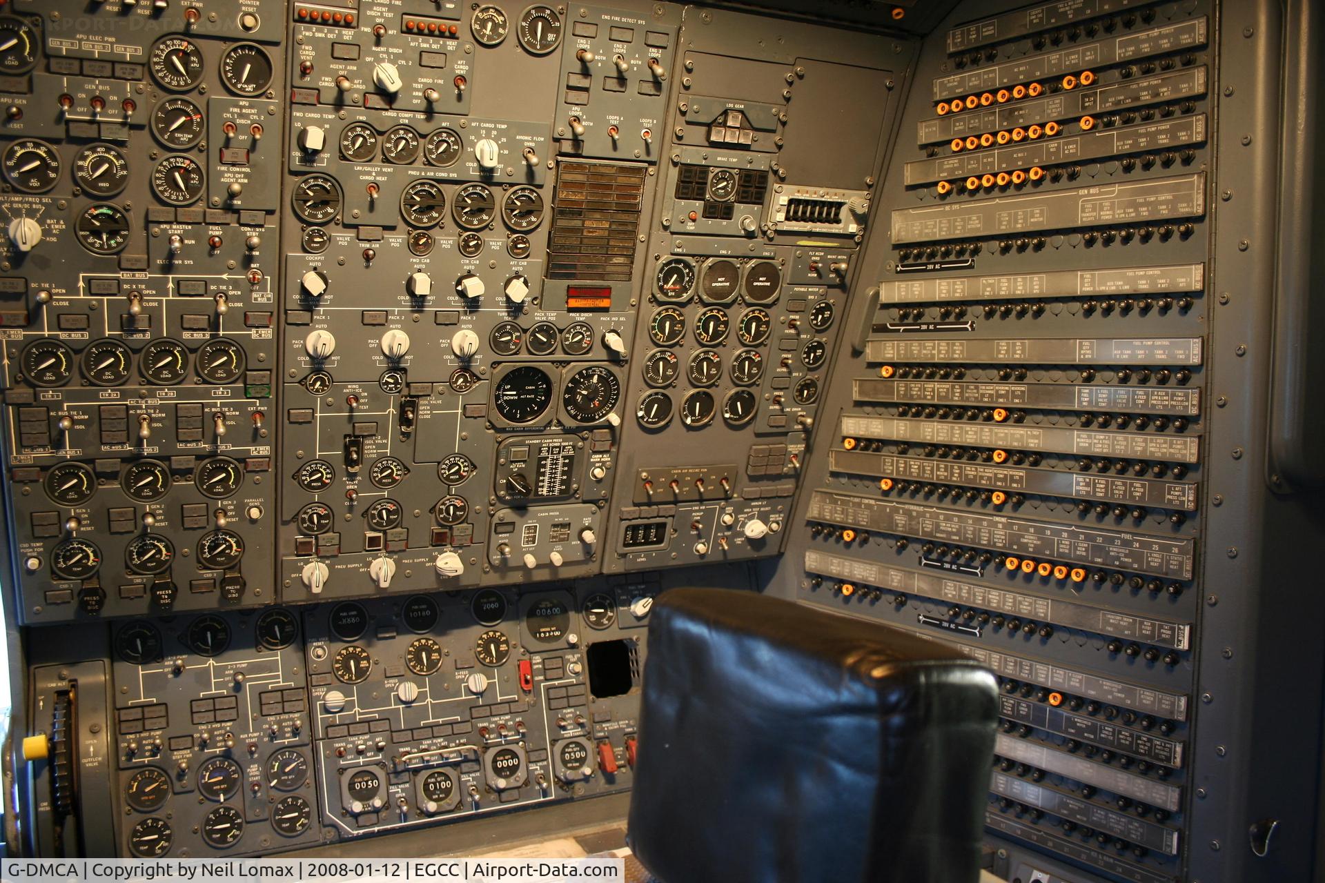 G-DMCA, 1980 McDonnell Douglas DC-10-30 C/N 48266, The FE postion