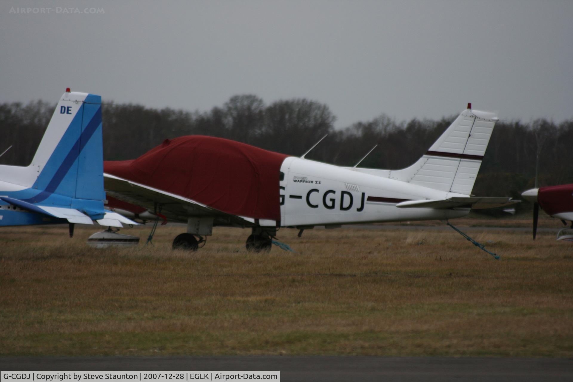 G-CGDJ, 1981 Piper PA-28-161 Cherokee Warrior II C/N 28-8116256, Taken at Blackbushe Airport 28th December 2007