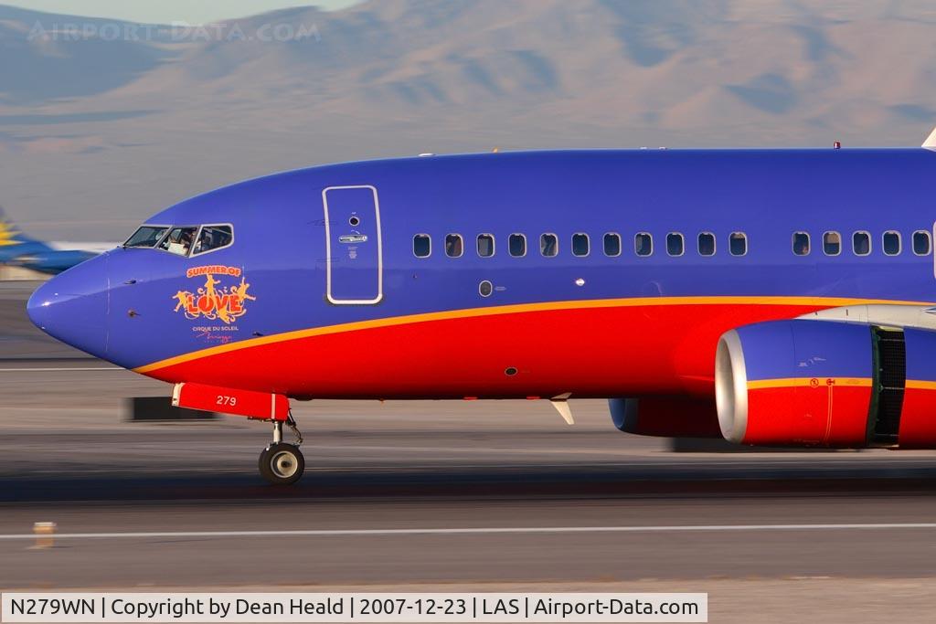 N279WN, 2007 Boeing 737-7H4 C/N 32532, View of 