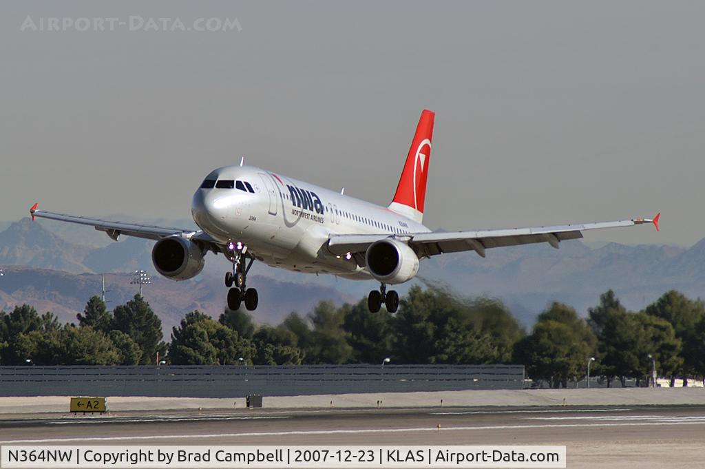 N364NW, 1999 Airbus A320-212 C/N 0962, Northwest Airlines / 1999 Airbus Industrie A320-212