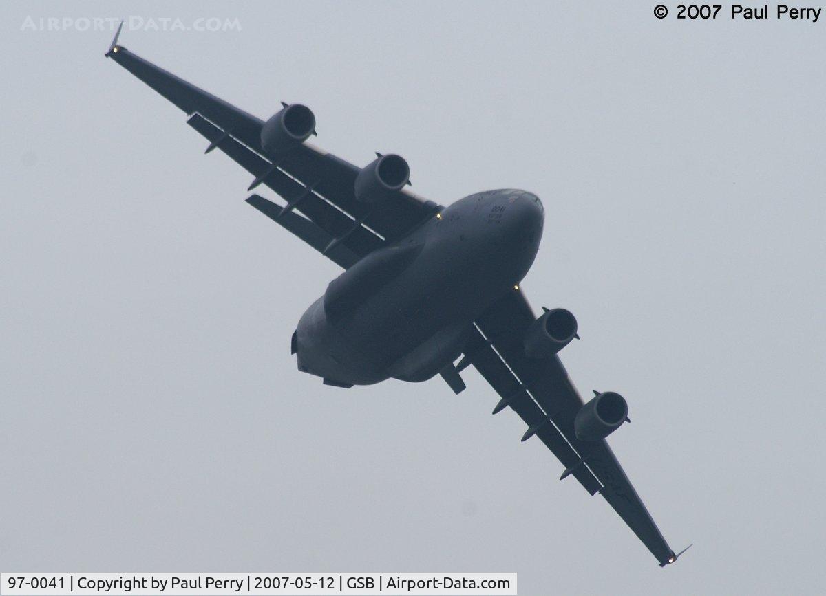 97-0041, 1997 Boeing C-17A Globemaster III C/N 50045/P-41, The aircrew really can haul these around in a small amount of sky.