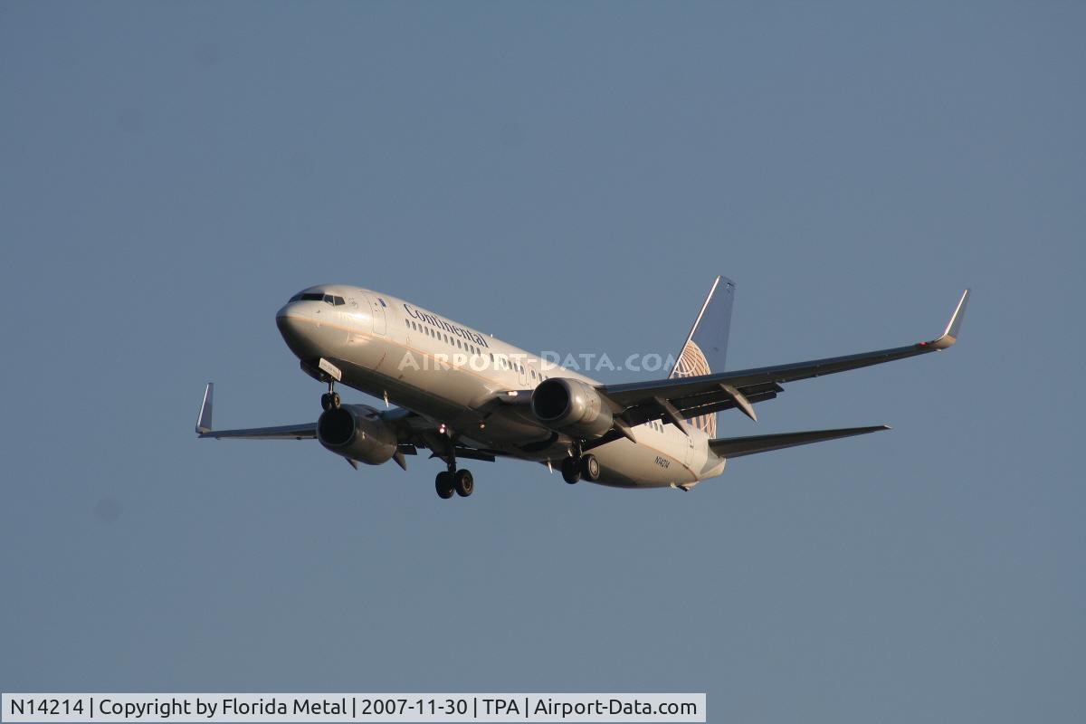N14214, 1998 Boeing 737-824 C/N 28774, Continental