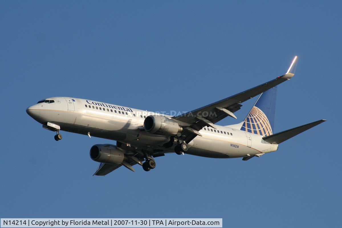 N14214, 1998 Boeing 737-824 C/N 28774, Continental