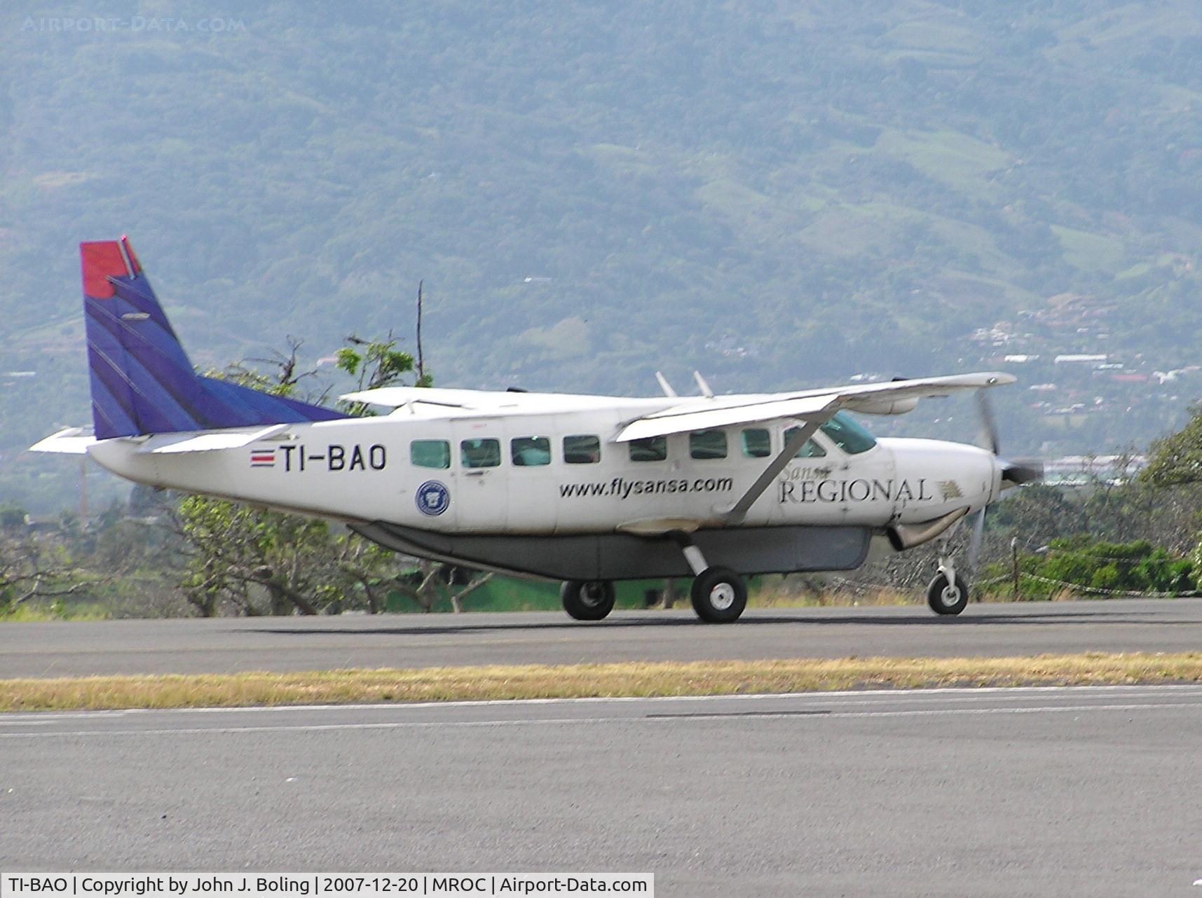 TI-BAO, 1998 Cessna 208B Grand Caravan C/N 208B0711, C-208 taxi out at San Jose, Costa Rica