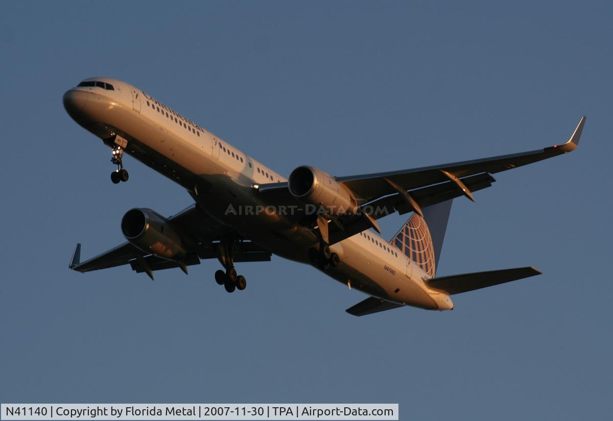 N41140, 2000 Boeing 757-224 C/N 30353, Continental