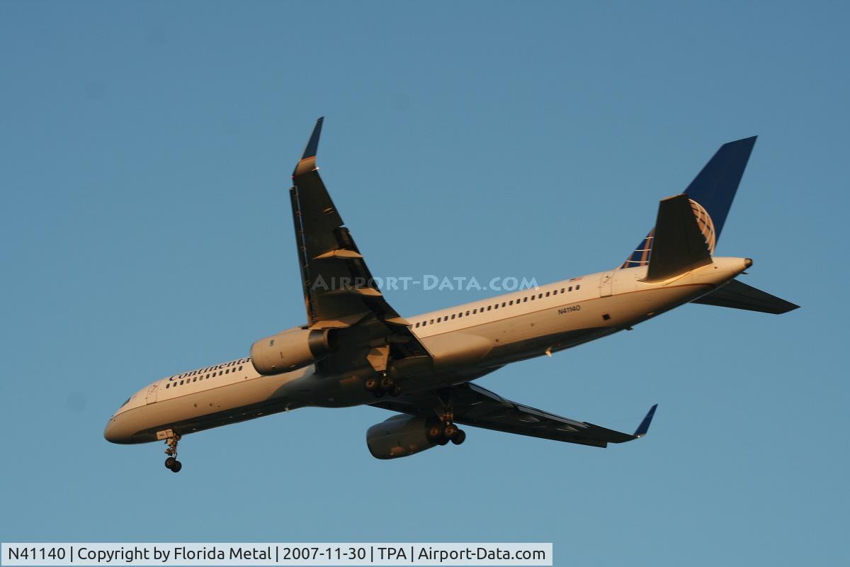 N41140, 2000 Boeing 757-224 C/N 30353, Continental