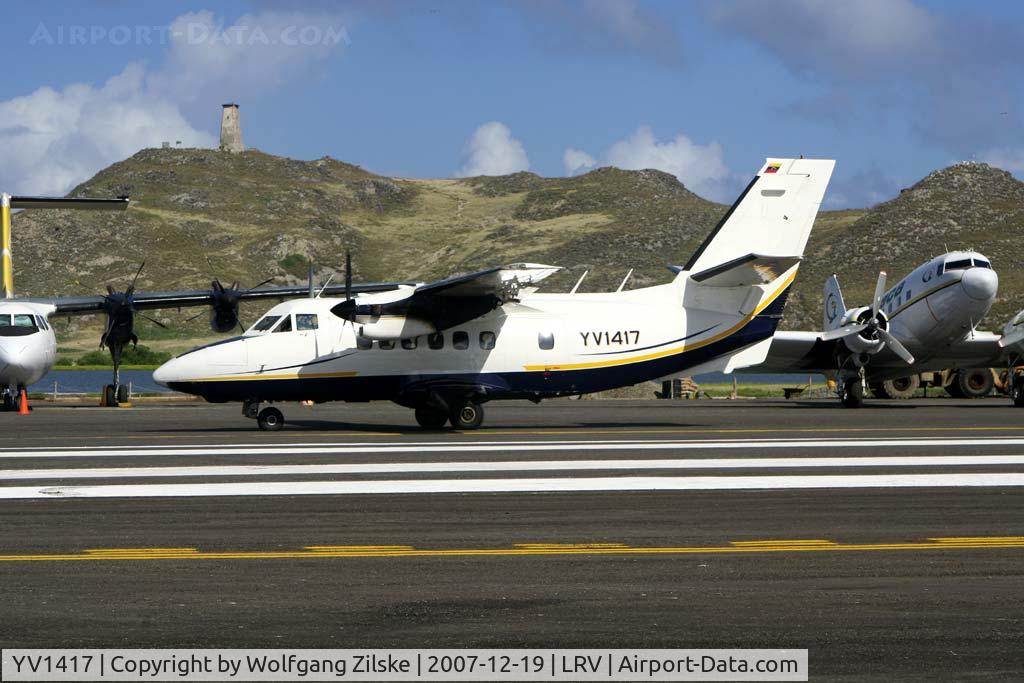 YV1417, Let L-410UVP Turbolet C/N Not found YV1417, visitor