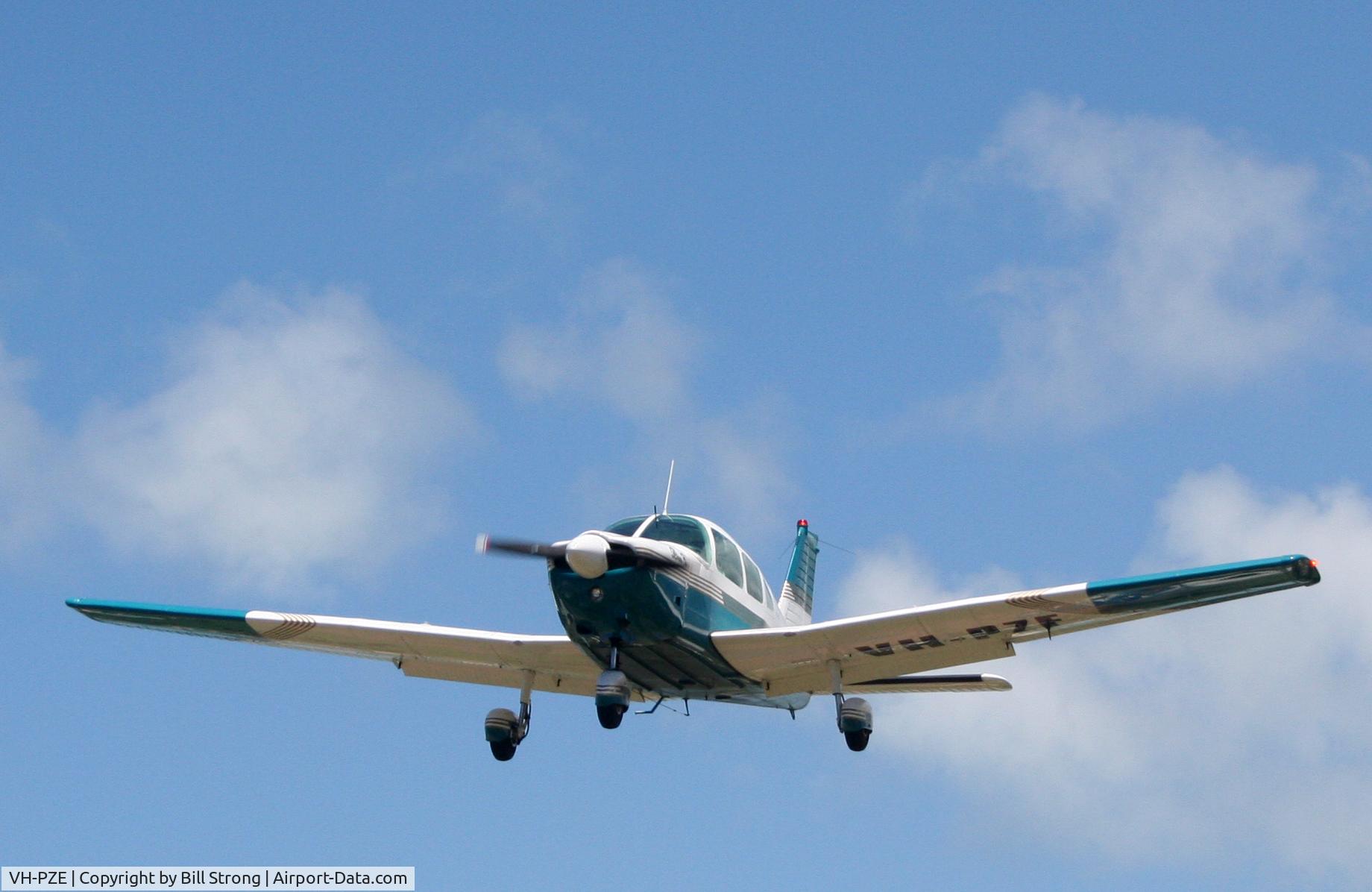 VH-PZE, 1976 Piper PA-28-151 C/N 28-7615378, Landing at Great Keppel Island, Queensland, Australia