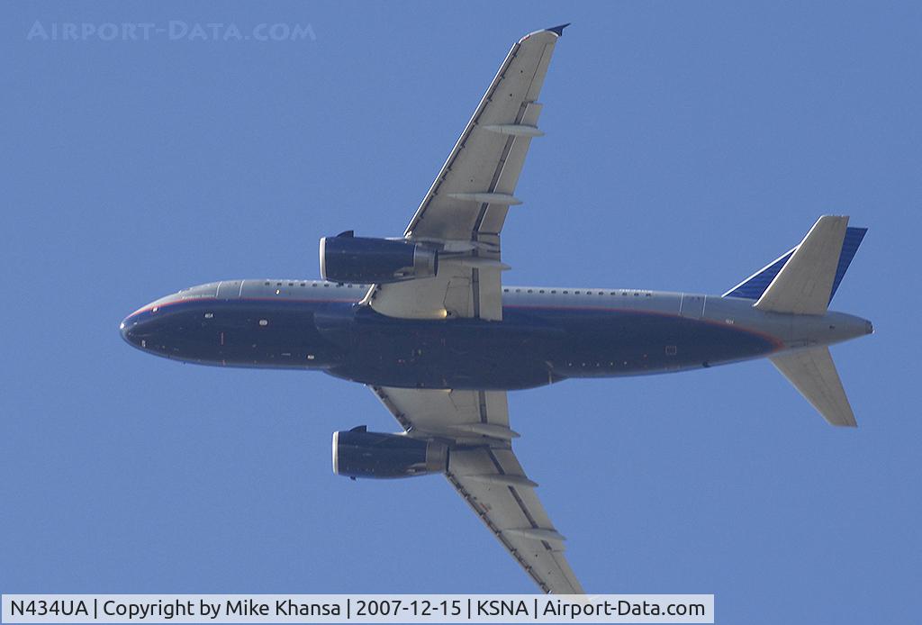 N434UA, 1996 Airbus A320-232 C/N 592, United A320 passing overhead shortly after takeoff.