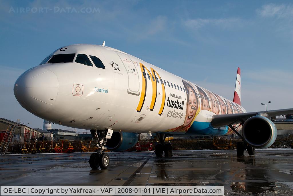 OE-LBC, 1996 Airbus A321-111 C/N 581, Austrian Airlines Airbus 321 in Euro 2008 colors