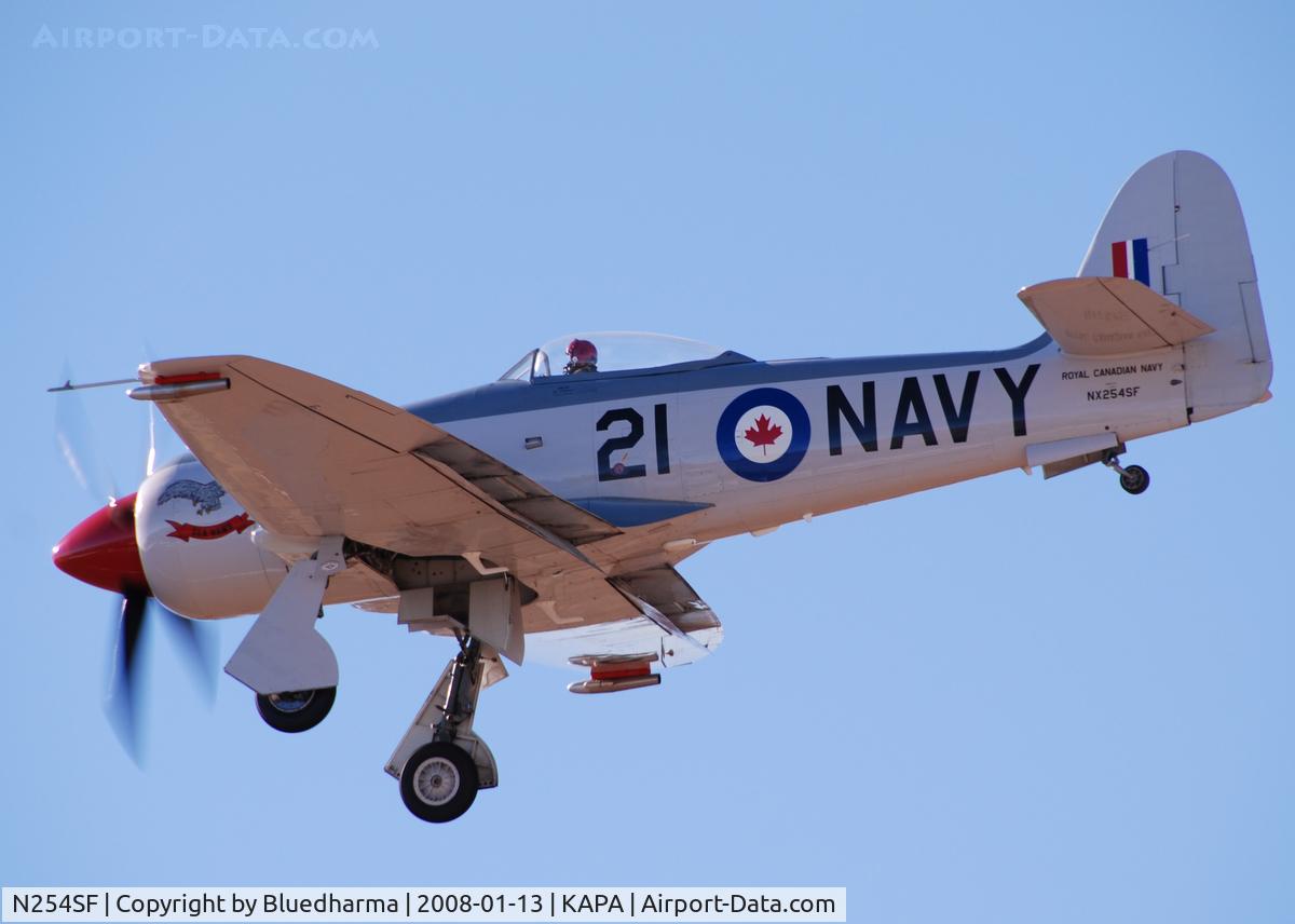 N254SF, 1956 Hawker FB60 Fury Replica C/N 37514, Approach to 17L.