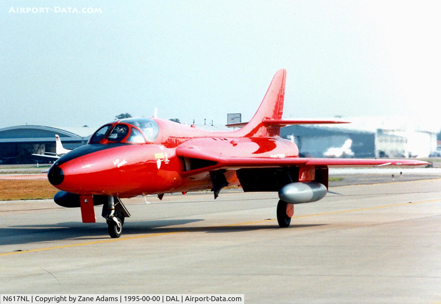 N617NL, 1959 Hawker Hunter T.7 C/N 41H-695449, Red Hunter at Love Field Airshow