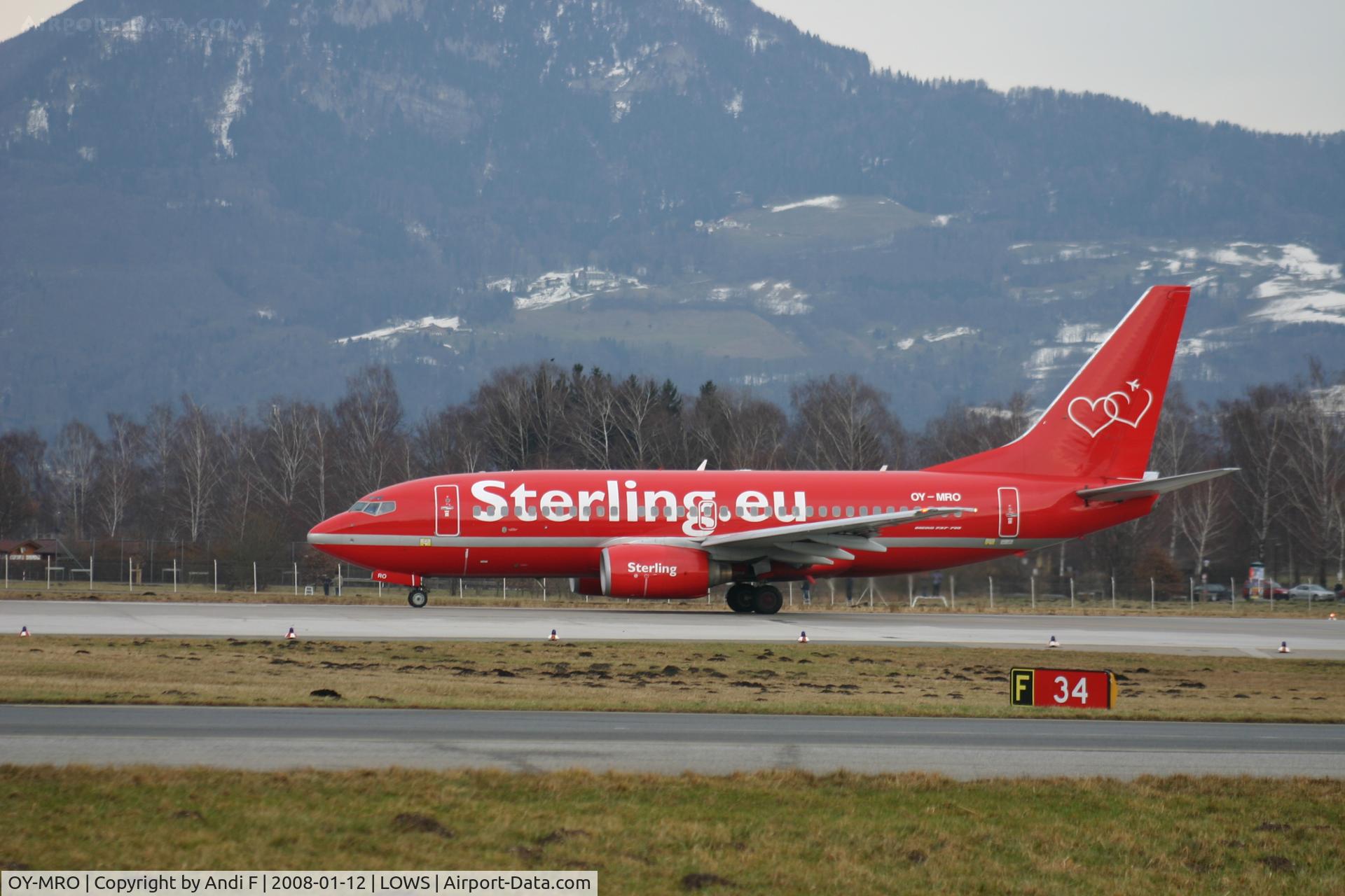 OY-MRO, 1999 Boeing 737-73A C/N 28497, 737-700