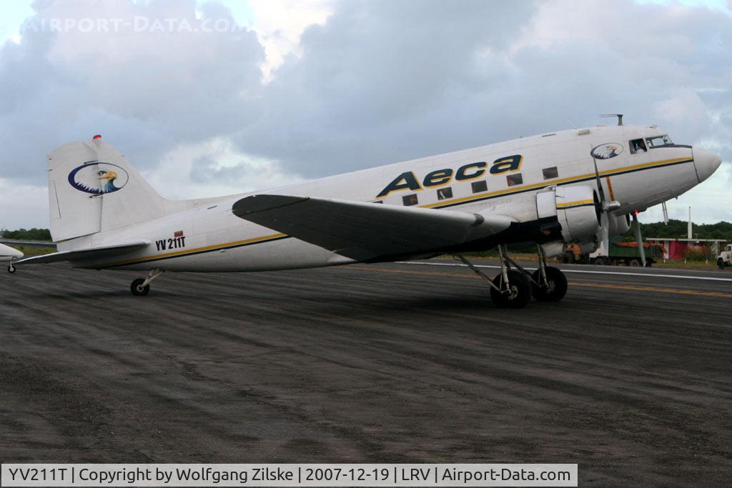 YV211T, 1943 Douglas C-47A-60-DL Skytrain C/N 10201, visitor
