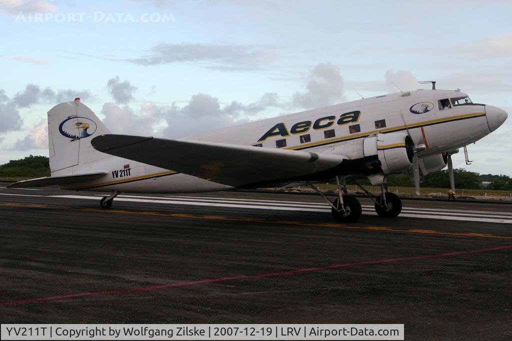 YV211T, 1943 Douglas C-47A-60-DL Skytrain C/N 10201, visitor