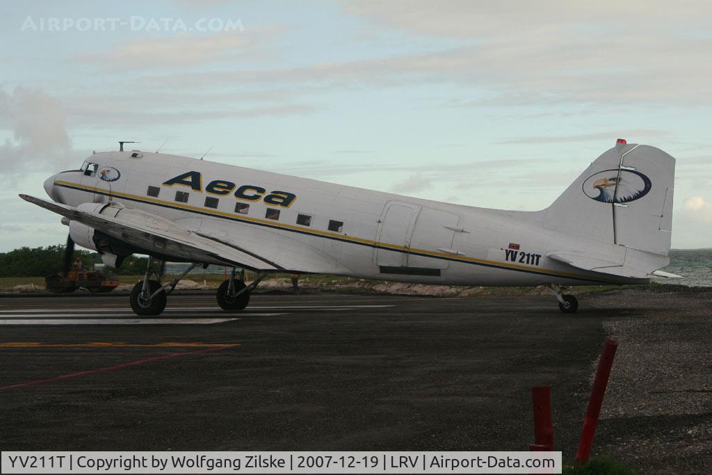 YV211T, 1943 Douglas C-47A-60-DL Skytrain C/N 10201, visitor