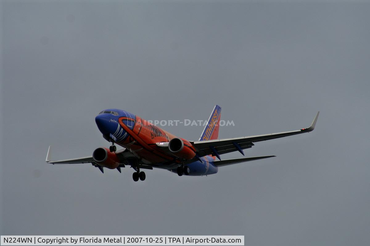 N224WN, 2005 Boeing 737-7H4 C/N 32493, NBA plane