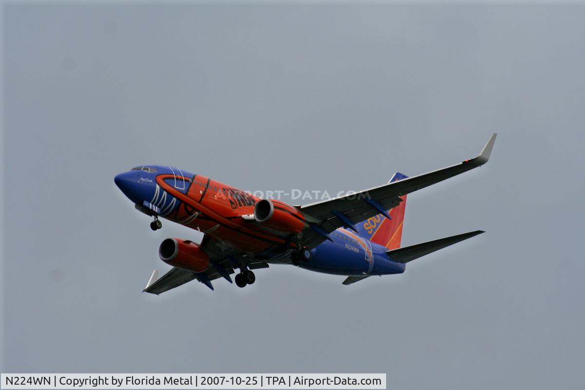 N224WN, 2005 Boeing 737-7H4 C/N 32493, NBA plane