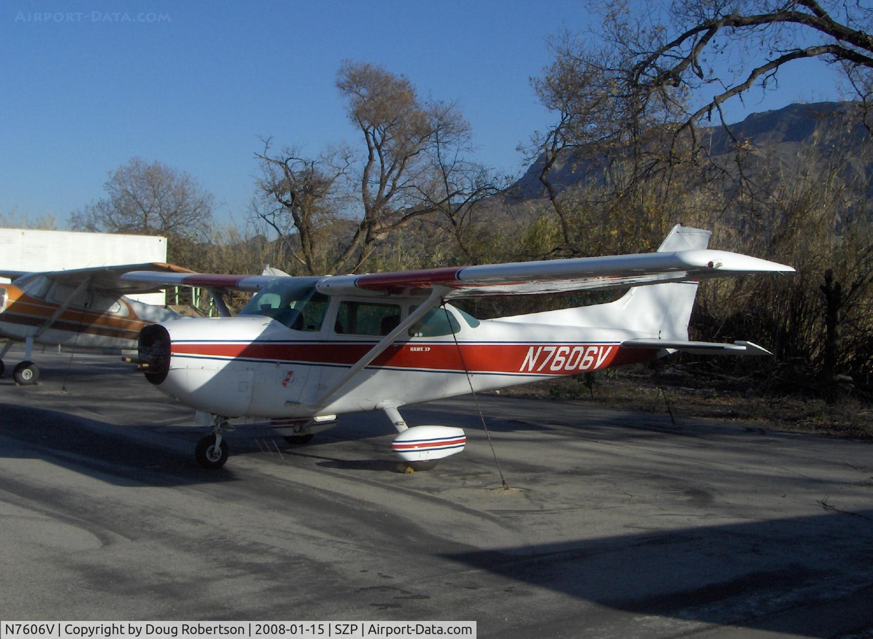 N7606V, 1977 Cessna R172K Hawk XP C/N R1722311, 1977 Cessna R172K HAWK SP, Continental IO-360-KB 195 Hp, CS prop, engine removed, nose weighted