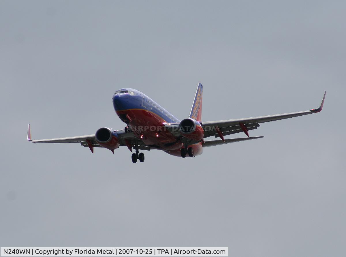 N240WN, 2006 Boeing 737-7H4 C/N 32503, Southwest