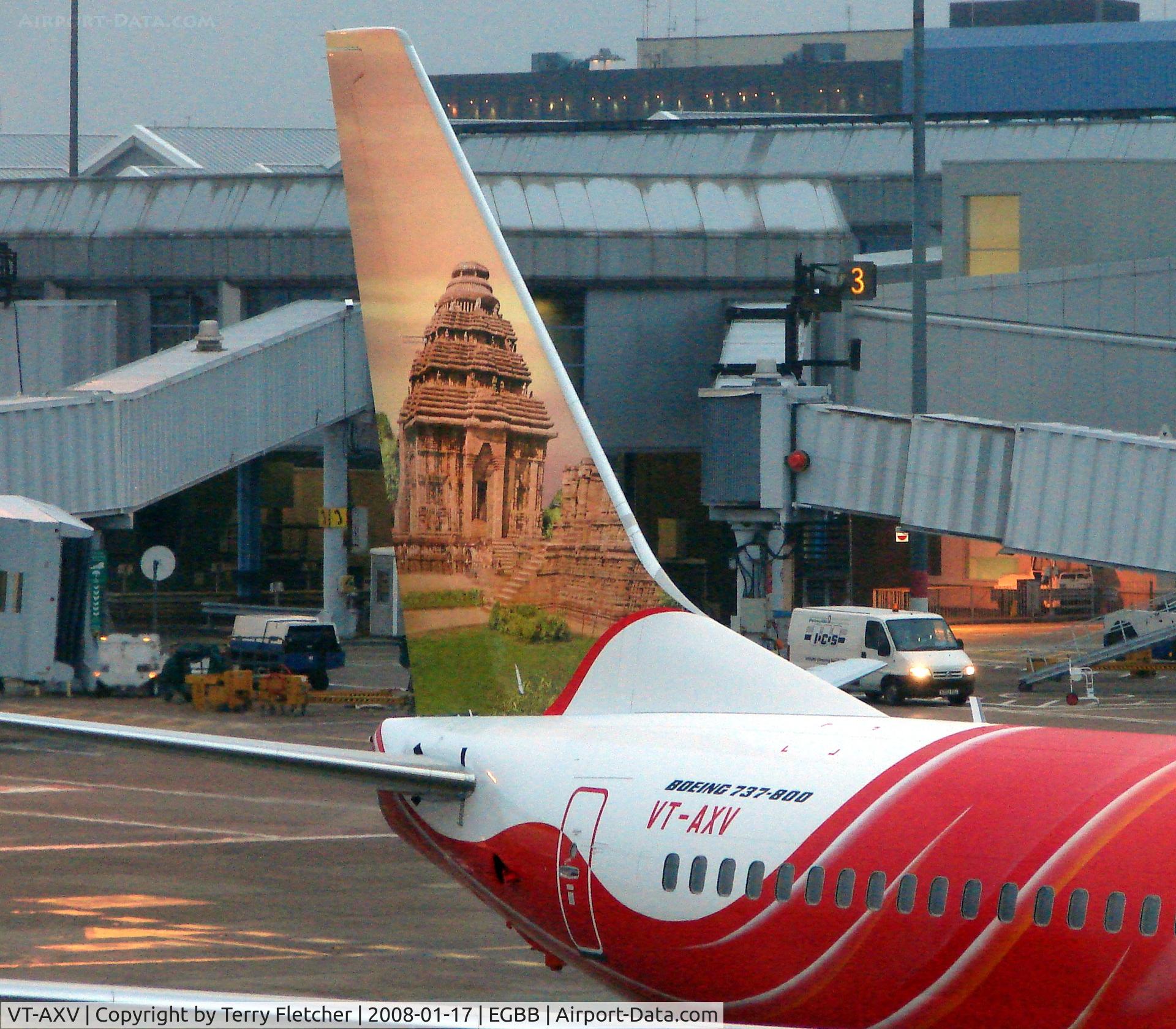 VT-AXV, 2007 Boeing 737-8HG C/N 36333, One of the two 'unique' tail logos for this aircraft