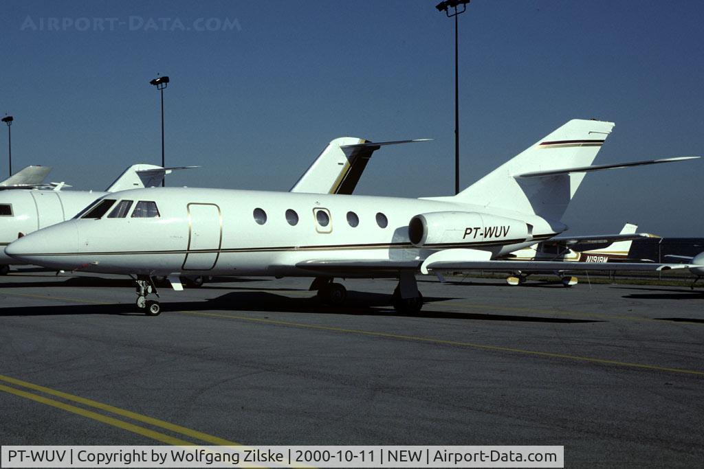 PT-WUV, Dassault Falcon 20 C/N 129, visitor