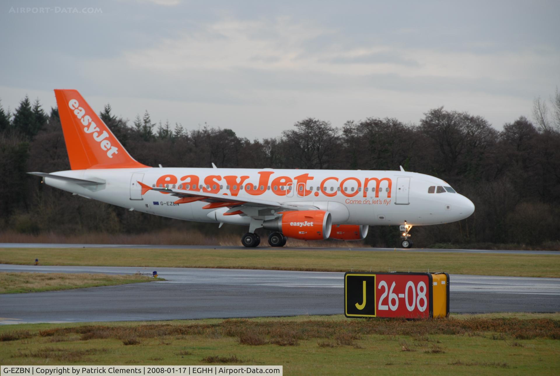 G-EZBN, 2007 Airbus A319-111 C/N 3061, READY FOR TAKEOFF RUNWAY 26