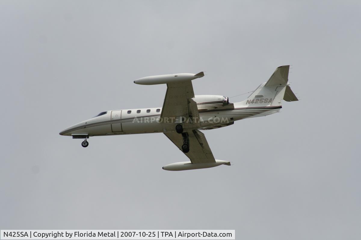 N425SA, 1981 Gates Learjet Corp. 35A C/N 425, Lear 35A