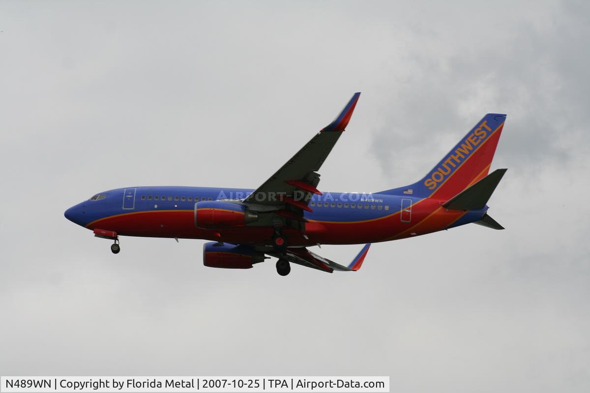N489WN, 2004 Boeing 737-7H4 C/N 33855, Southwest