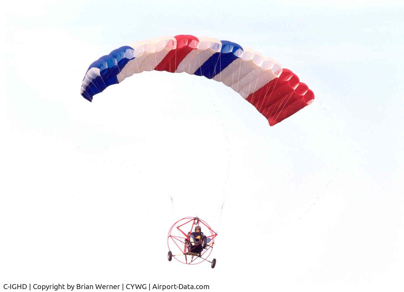 C-IGHD, 1994 Coldfire Dream Machine 582 C/N 3139, Powered Parachute east of Winnipeg