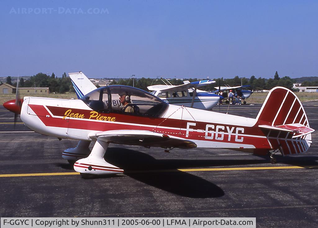 F-GGYC, Mudry CAP-10B C/N 235, Arriving from a light flight...