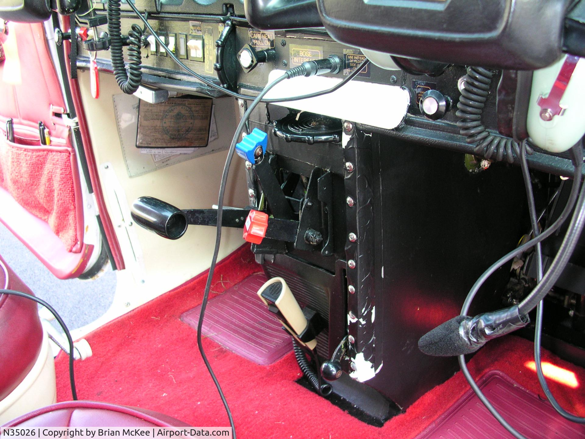 N35026, 1974 Cessna 177B Cardinal C/N 17702164, Piper engine control quadrant