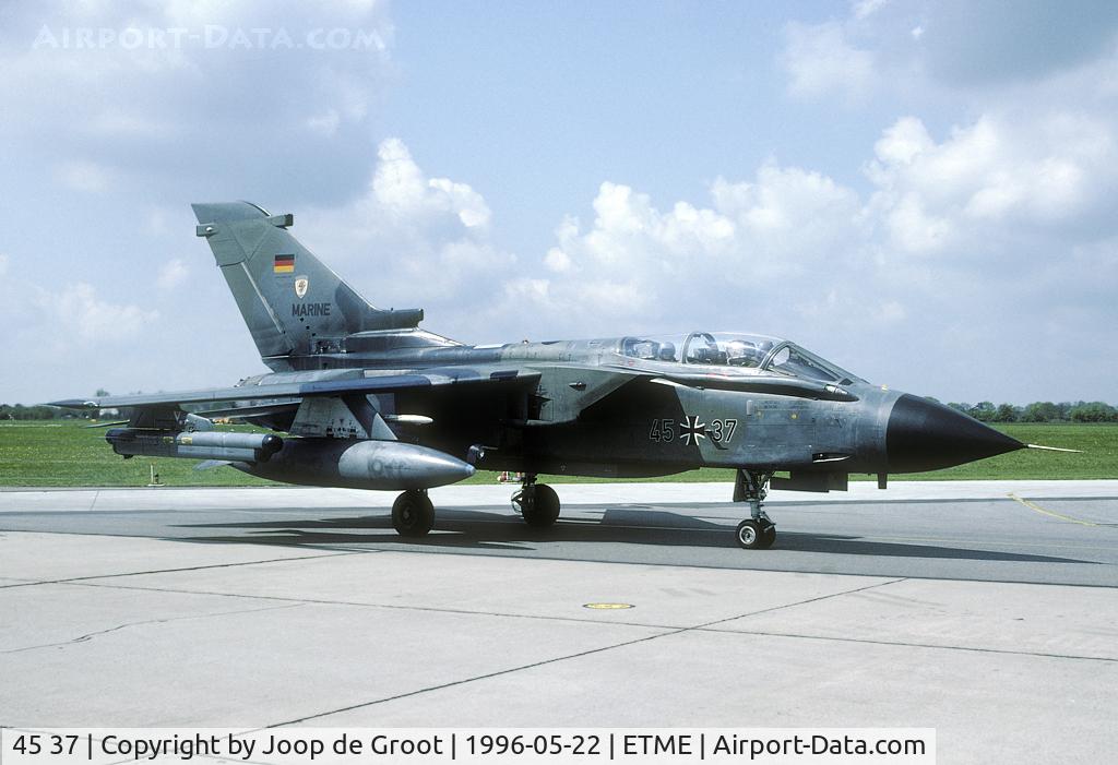 45 37, Panavia Tornado IDS C/N 594/GS185/4237, The anual Fototage at Eggebek offered a great opportunity to photograph the German navy Tornadoes.