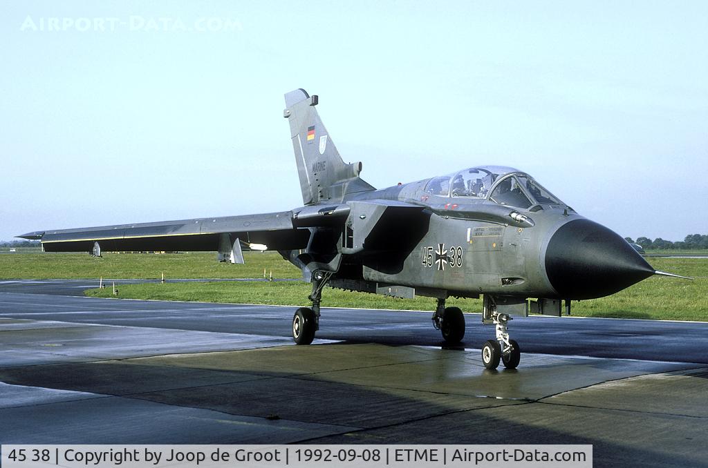 45 38, Panavia Tornado IDS C/N 596/GS186/4238, Traditionally one of the two days of the anual Fototage was pooring with rain and the other was sunny. 1992 was no exception: during the night the rain cleared.