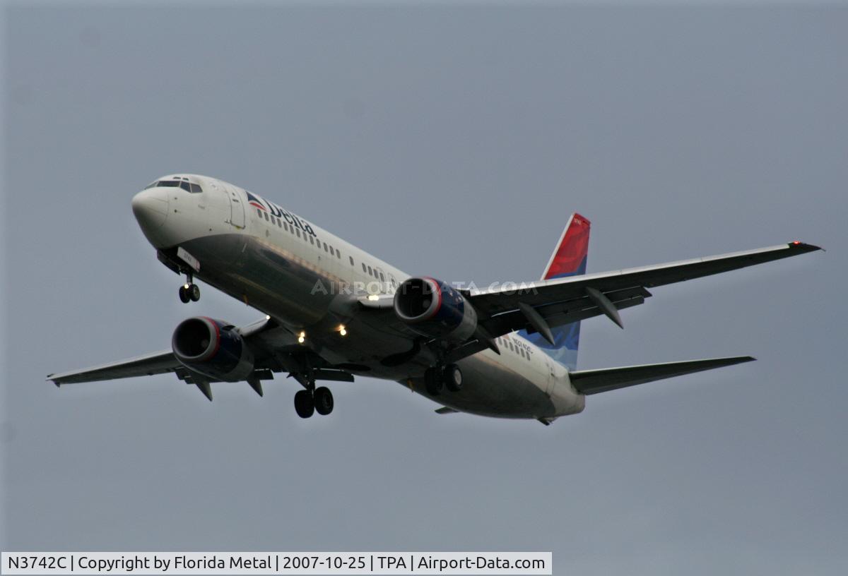 N3742C, 2001 Boeing 737-832 C/N 30835, Delta