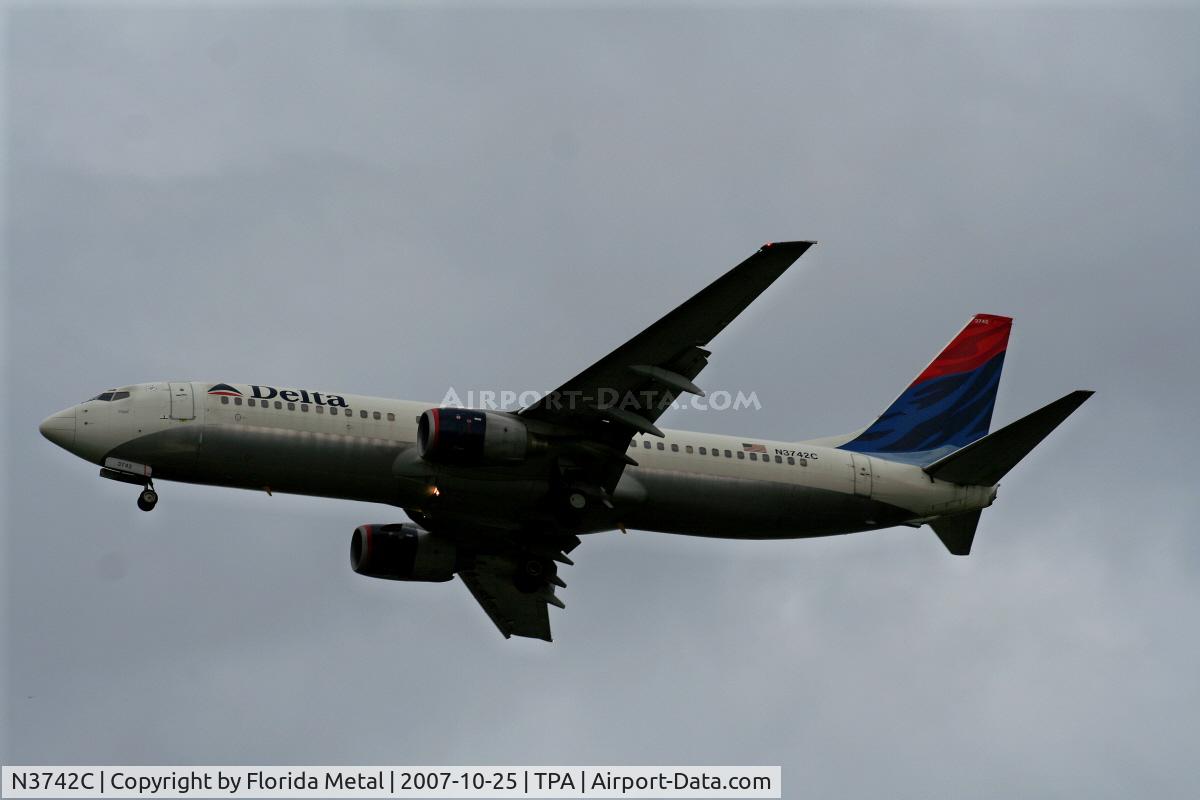 N3742C, 2001 Boeing 737-832 C/N 30835, Delta