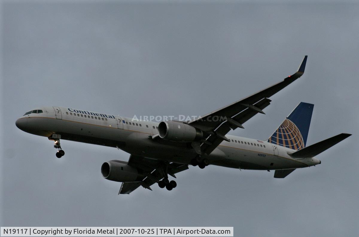 N19117, 1996 Boeing 757-224 C/N 27559, Continental
