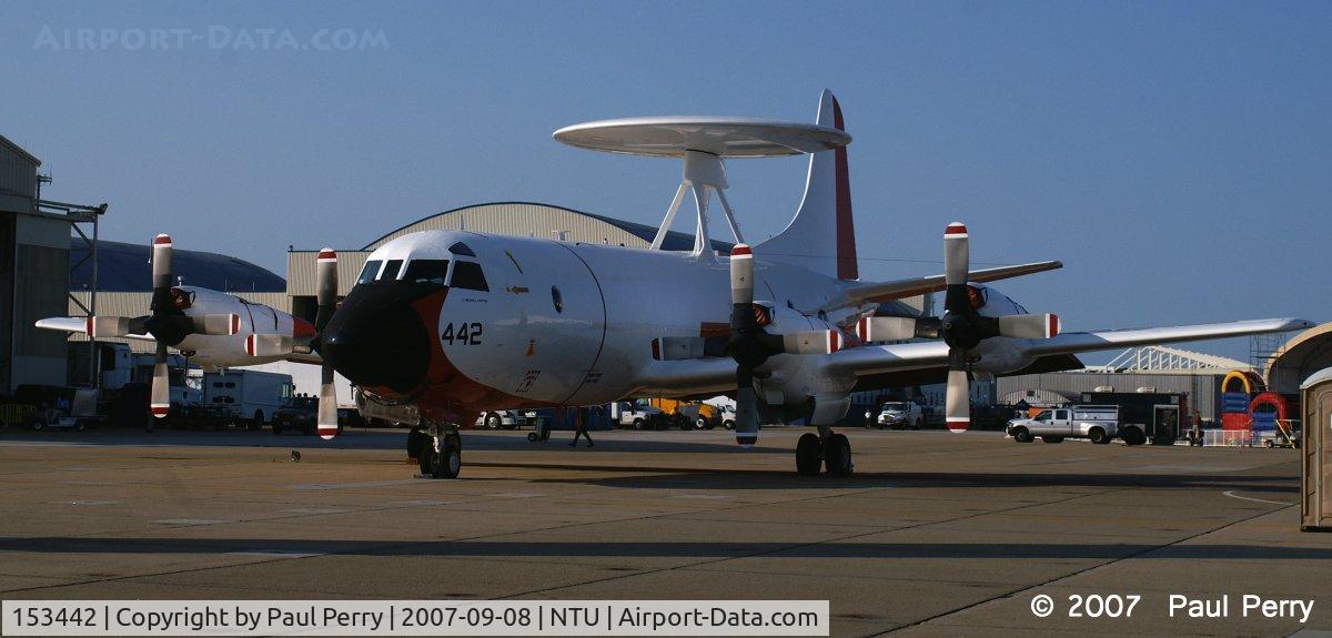 153442, Lockheed NP-3D Orion C/N 185-5239, She may looke old, airframe-wise. But inside: Hawkeye 2000 gear.