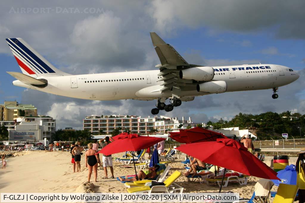 F-GLZJ, 1997 Airbus A340-313X C/N 186, visitor