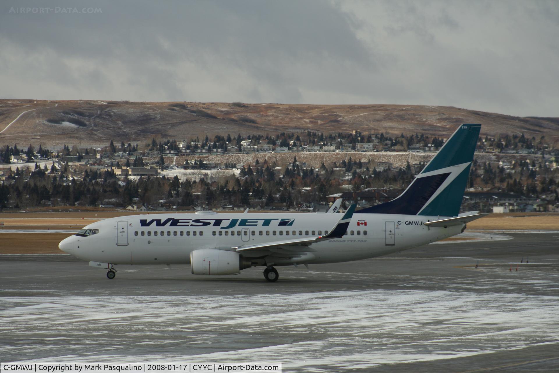 C-GMWJ, 2006 Boeing 737-7CT C/N 35985, Boeing 737-700