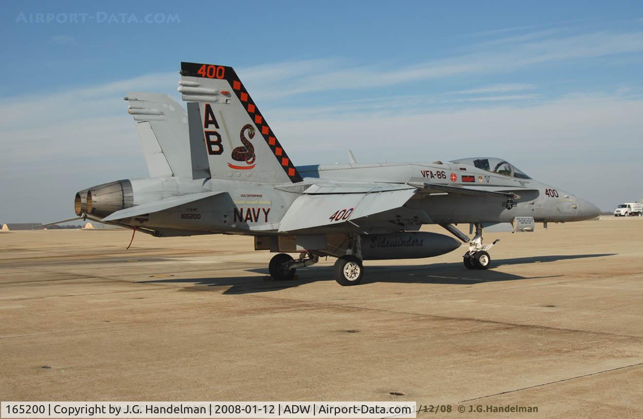 165200, McDonnell Douglas F/A-18C Hornet C/N 1353/C425, on ramp at NAF Washington