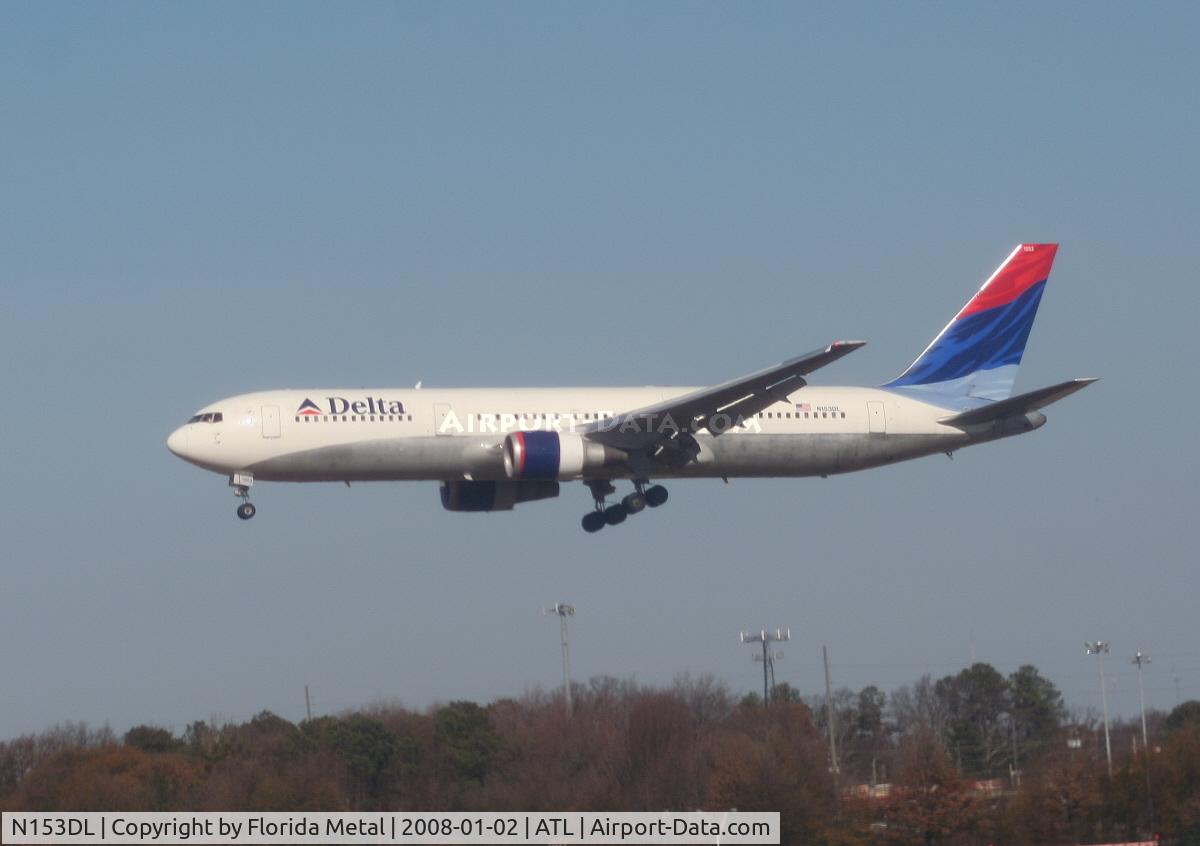 N153DL, 1990 Boeing 767-3P6 C/N 24985, Delta