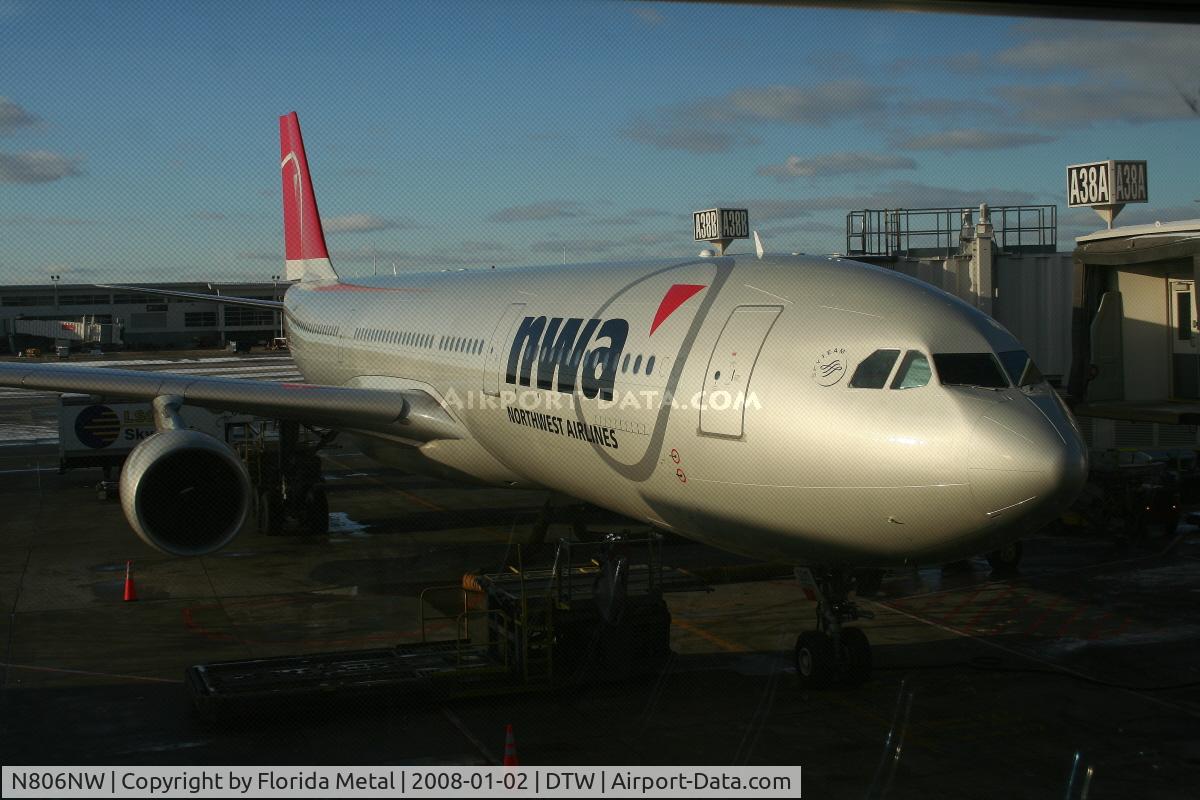 N806NW, 2004 Airbus A330-323 C/N 578, Northwest