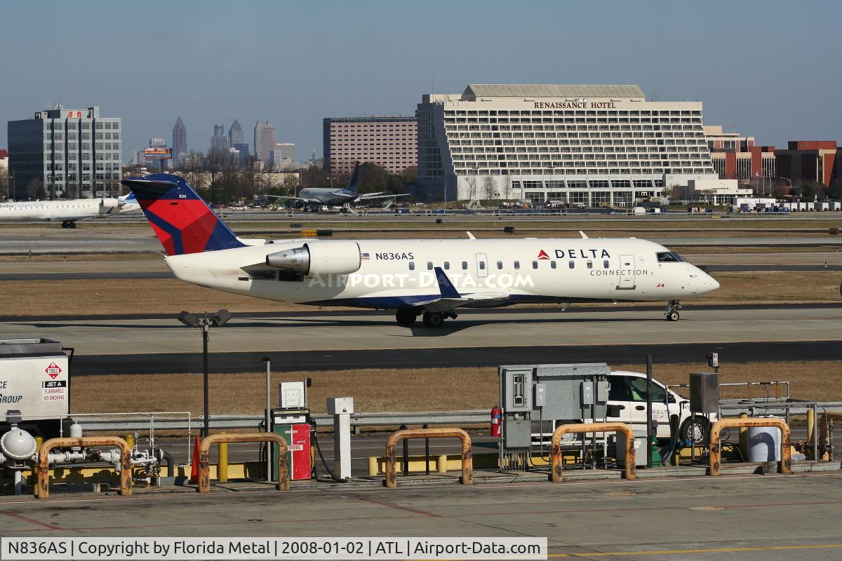 N836AS, 1998 Bombardier CRJ-200ER (CL-600-2B19) C/N 7263, ASA