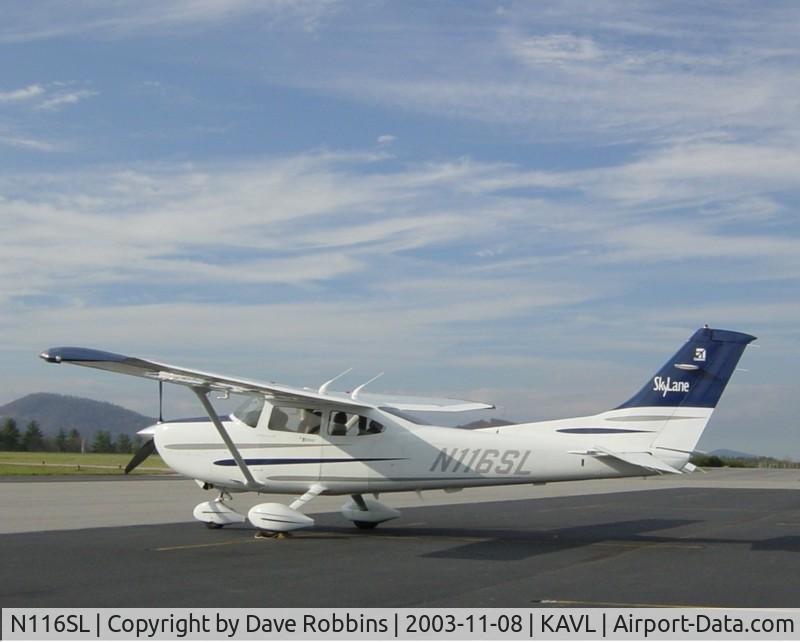 N116SL, 2003 Cessna 182T Skylane C/N 18281242, Cessna N116SL the day she was delivered by the dealer
