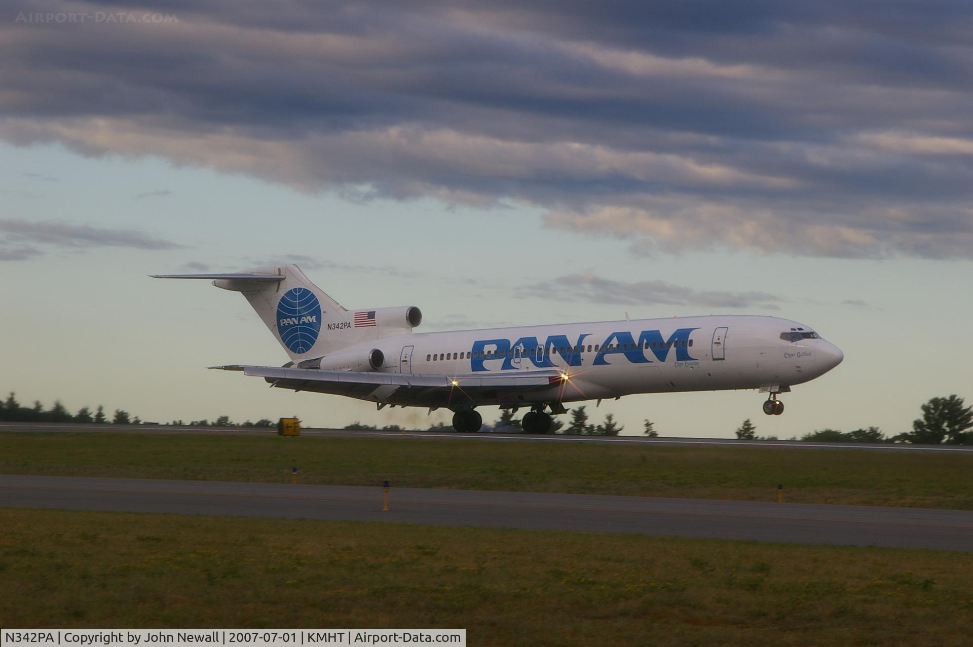 N342PA, 1979 Boeing 727-222 C/N 21893, landing on runway 35
