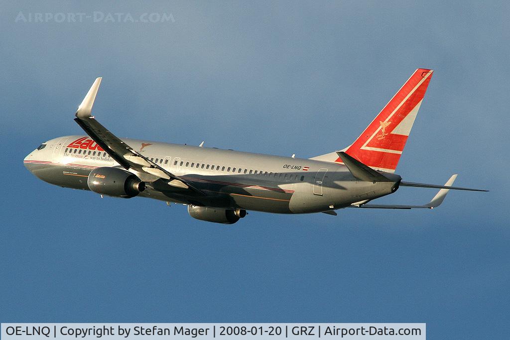 OE-LNQ, 2003 Boeing 737-8Z9 C/N 30421, Lauda after departure to LPA